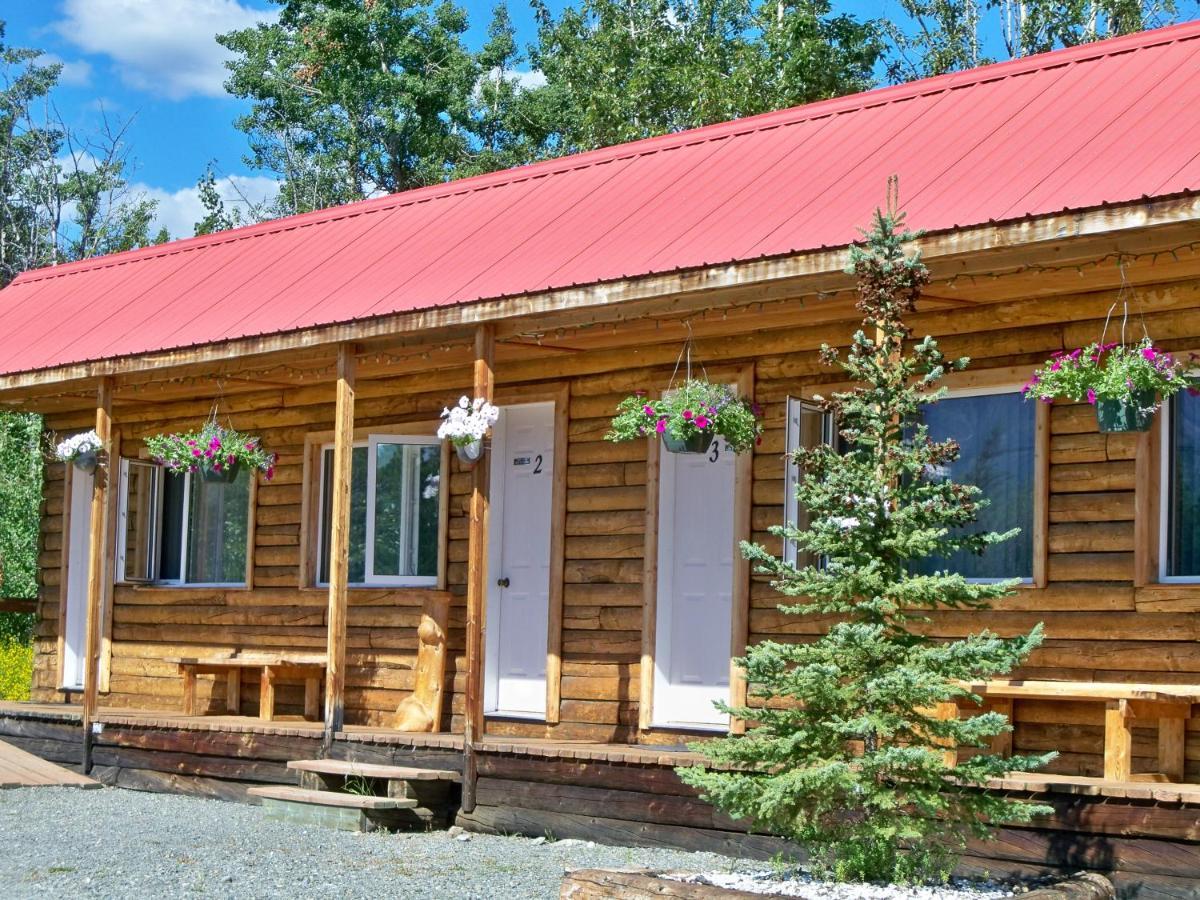 Stardust Motel Haines Junction Exterior foto